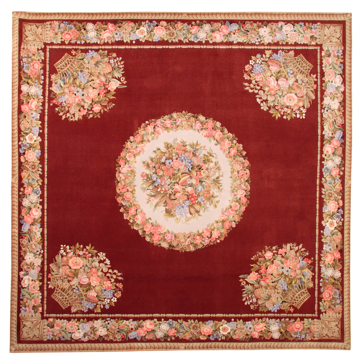 Via Como - 'Bergeraque' Rug - Size 8' x 8'